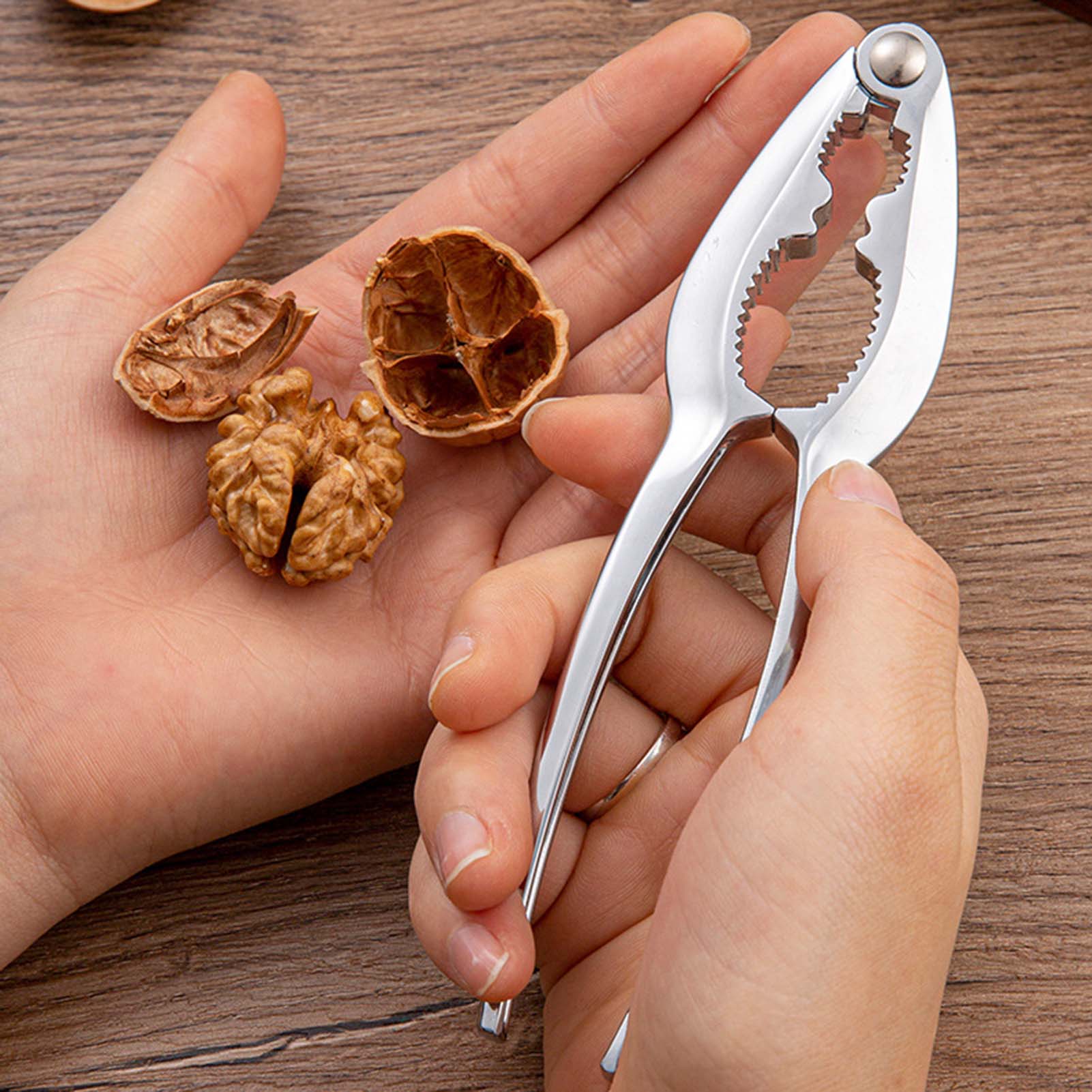 15cm Nutcracker Chestnut Clip  - Kitchen Job บทวิจารณ์และราคา